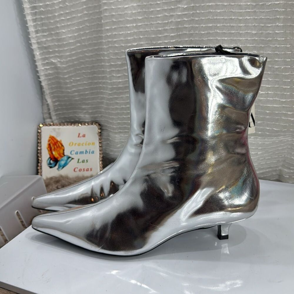 (W2) Zara NWT silver metallic leather ankle boots, size 39/8US - Picture 3 of 16